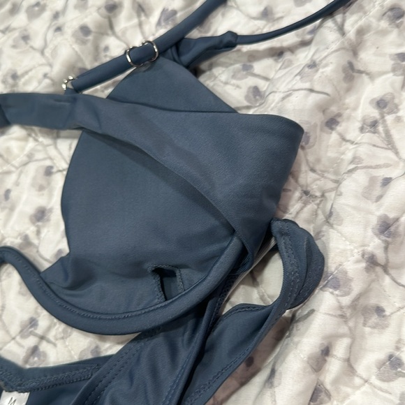 Gray bikini. Size S - Picture 3 of 3